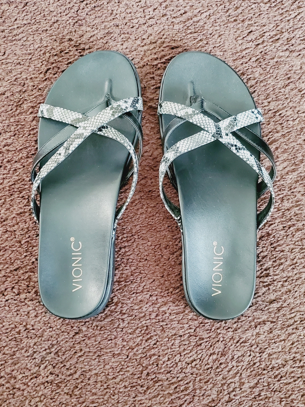 Vionic Women's Black Snake-Print Strappy Leather Sandals Size 9